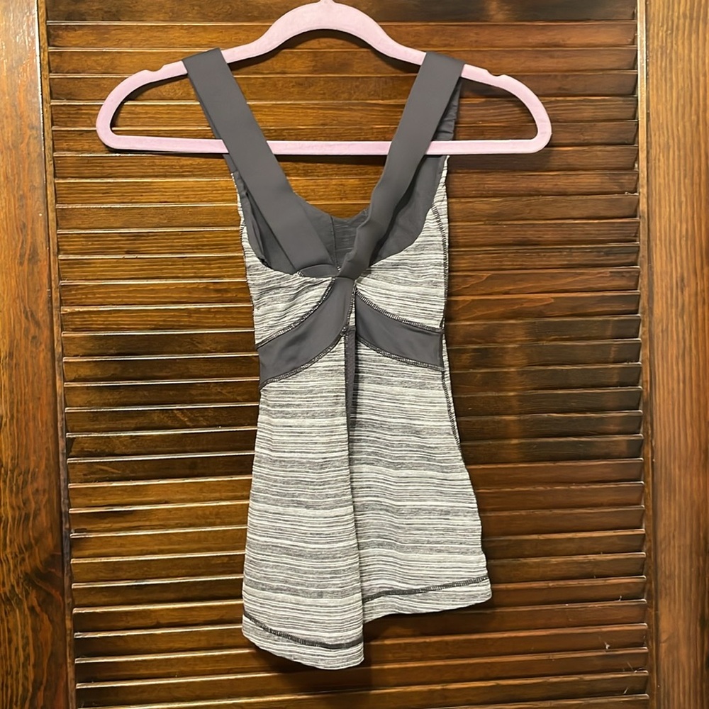 Lululemon Push Your Limits Grey Striped Cross Back Tank - Picture 7 of 7